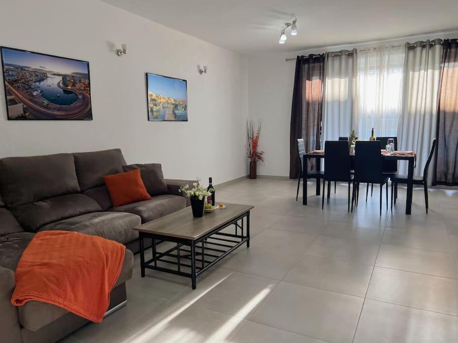 Modern Apartment In מרססקלה מראה חיצוני תמונה